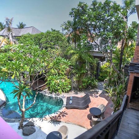 Melo Suites Hotel Seminyak  Exterior photo